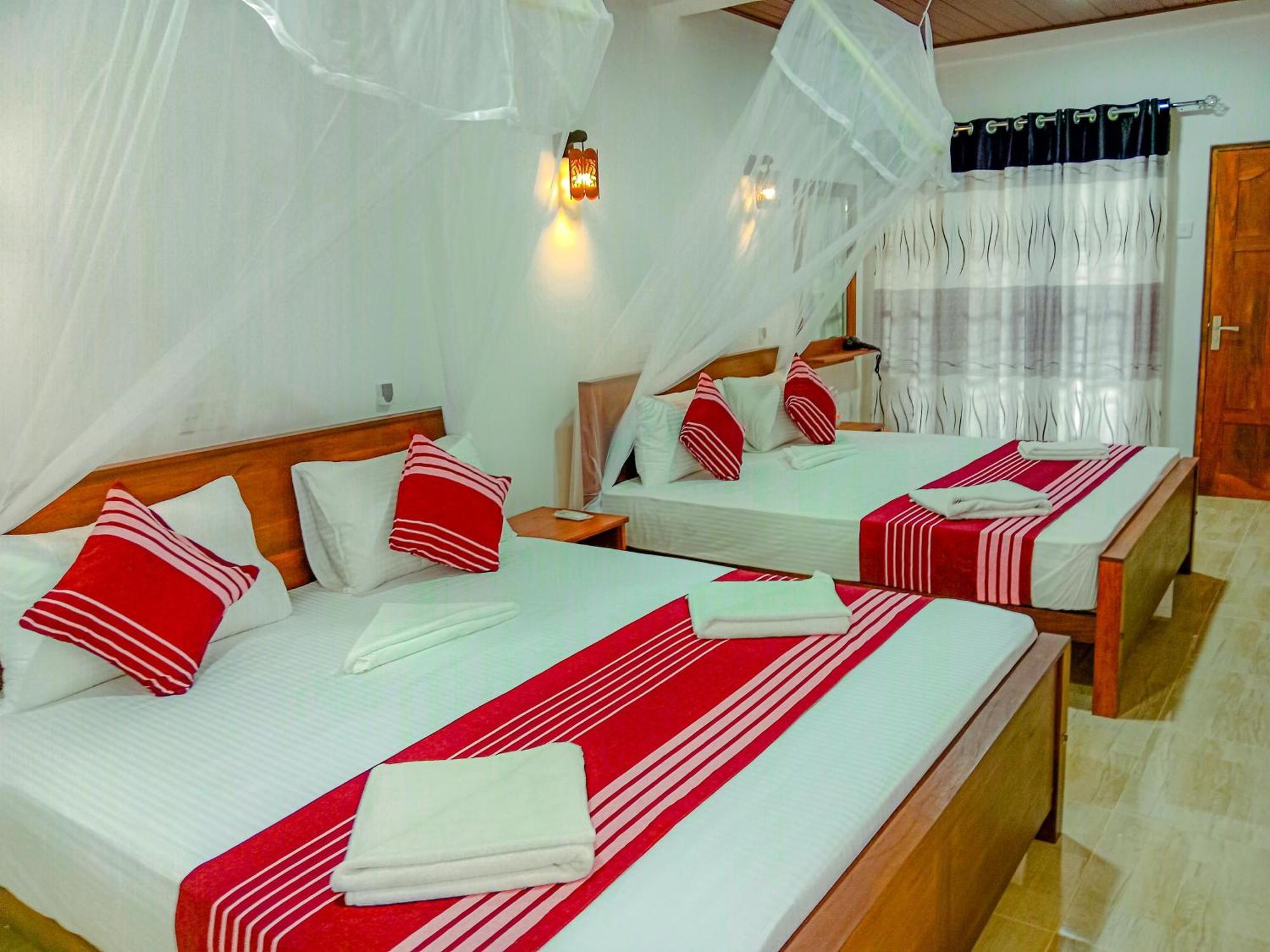 Sigiriya Peacock Homestay Εξωτερικό φωτογραφία