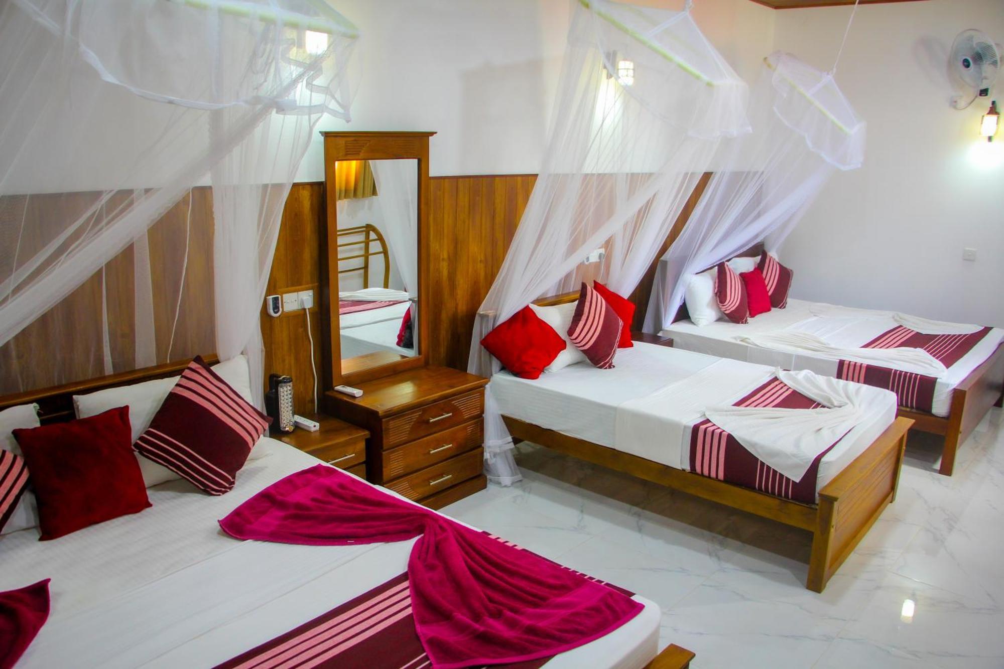 Sigiriya Peacock Homestay Εξωτερικό φωτογραφία